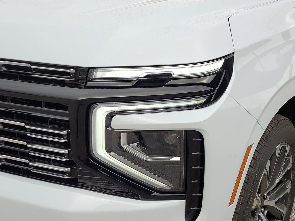New 2026 Chevrolet Suburban High Country AWD/4WD image 5