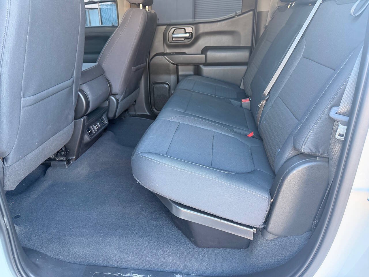 Used 2021 Chevrolet Silverado 1500 LT AWD/4WD image 24