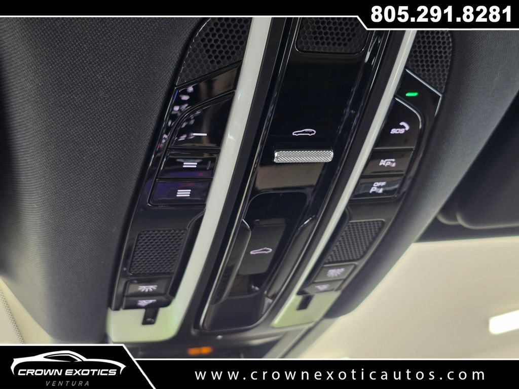 Used 2022 Porsche Cayenne Platinum Edition AWD/4WD image 31