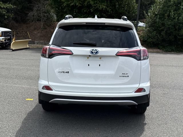 Used 2016 Toyota RAV4 XLE w/ Convenience Package AWD/4WD image 3