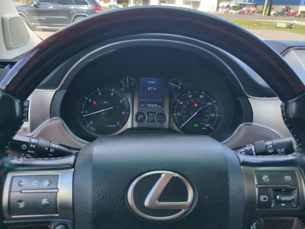 Used 2019 Lexus GX 460 Premium image 33