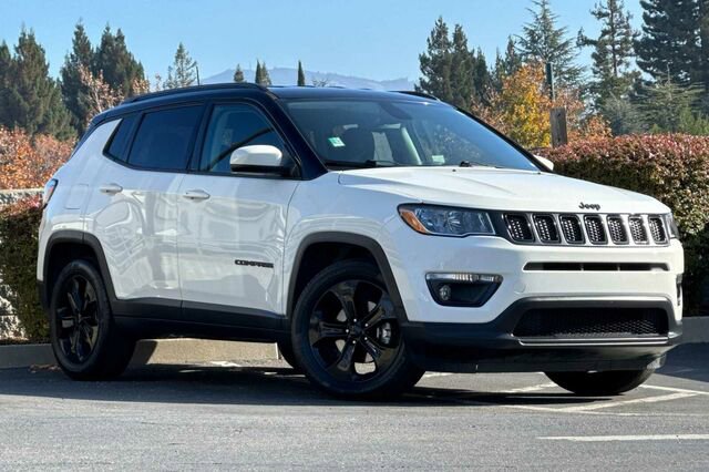 Used 2019 Jeep Compass Altitude image 2