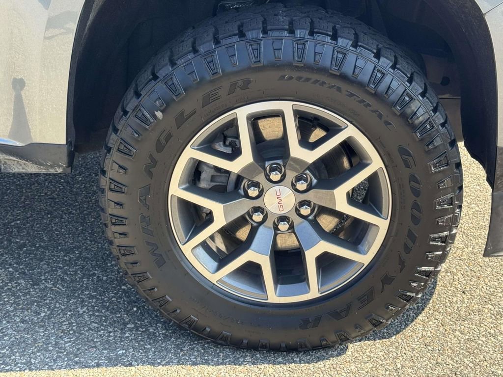 Used 2022 GMC Canyon AT4 w/ Trailering Package image 7