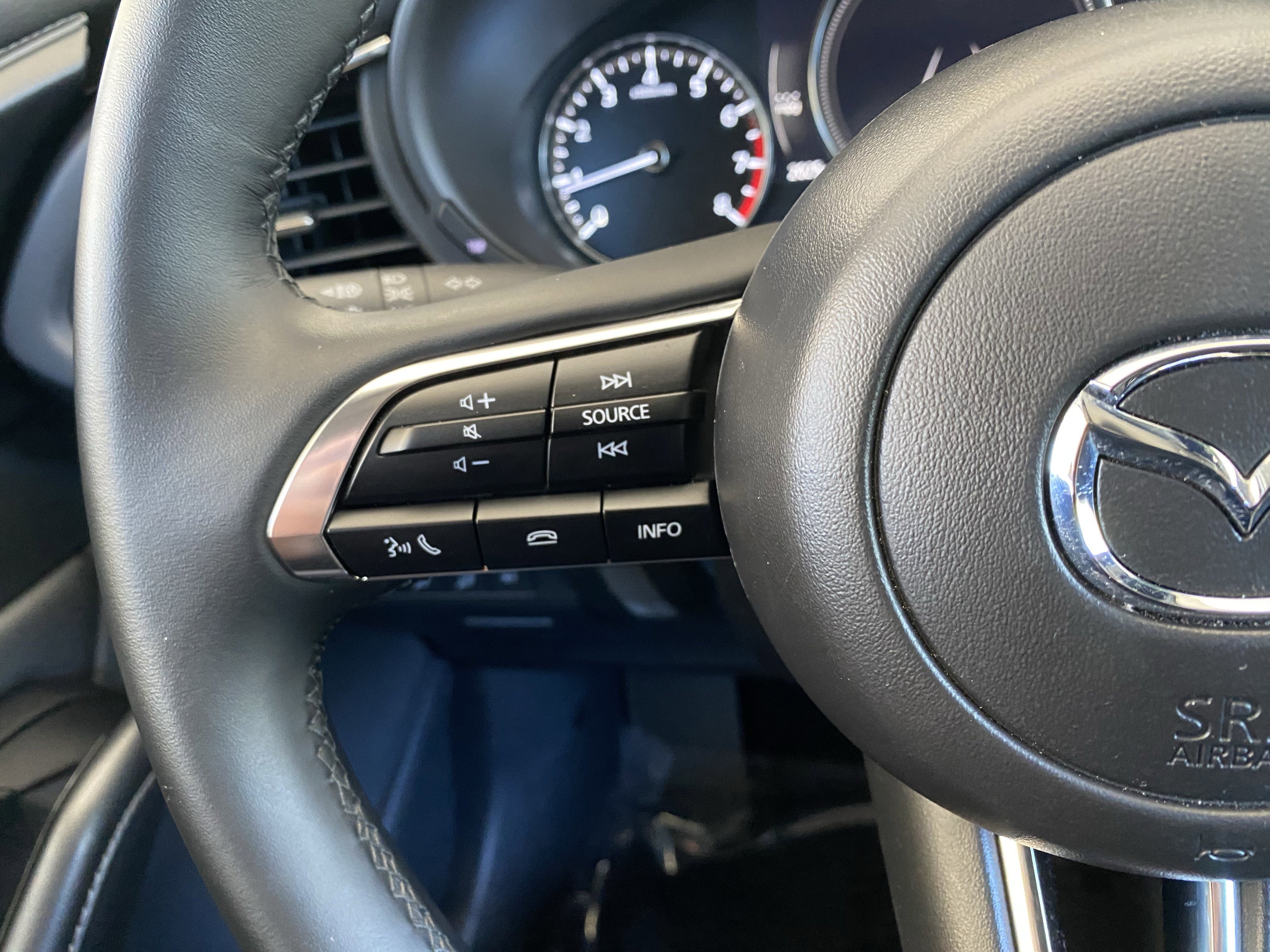 Certified 2025 MAZDA CX-30 AWD 2.5 S w/ Preferred Package image 6