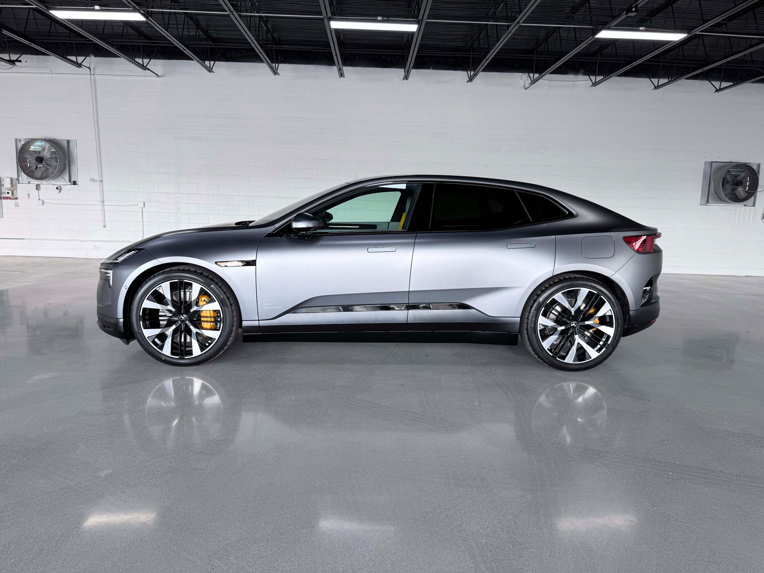 New 2026 Polestar Polestar 4 w/ Performance Pack AWD/4WD image 3