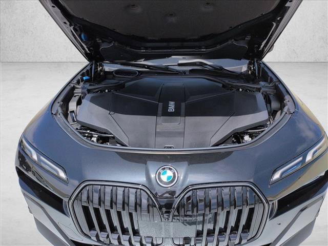 New 2026 BMW i7 xDrive60 AWD/4WD image 16