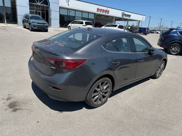 Used 2018 MAZDA MAZDA3 Touring FWD image 18