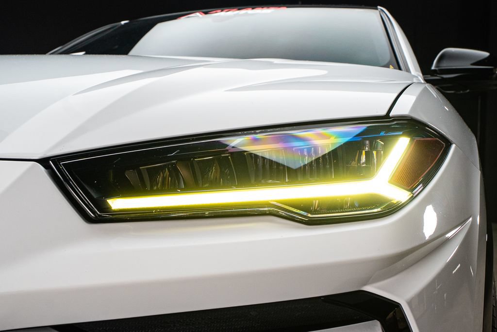 Used 2022 Lamborghini Urus AWD/4WD image 3