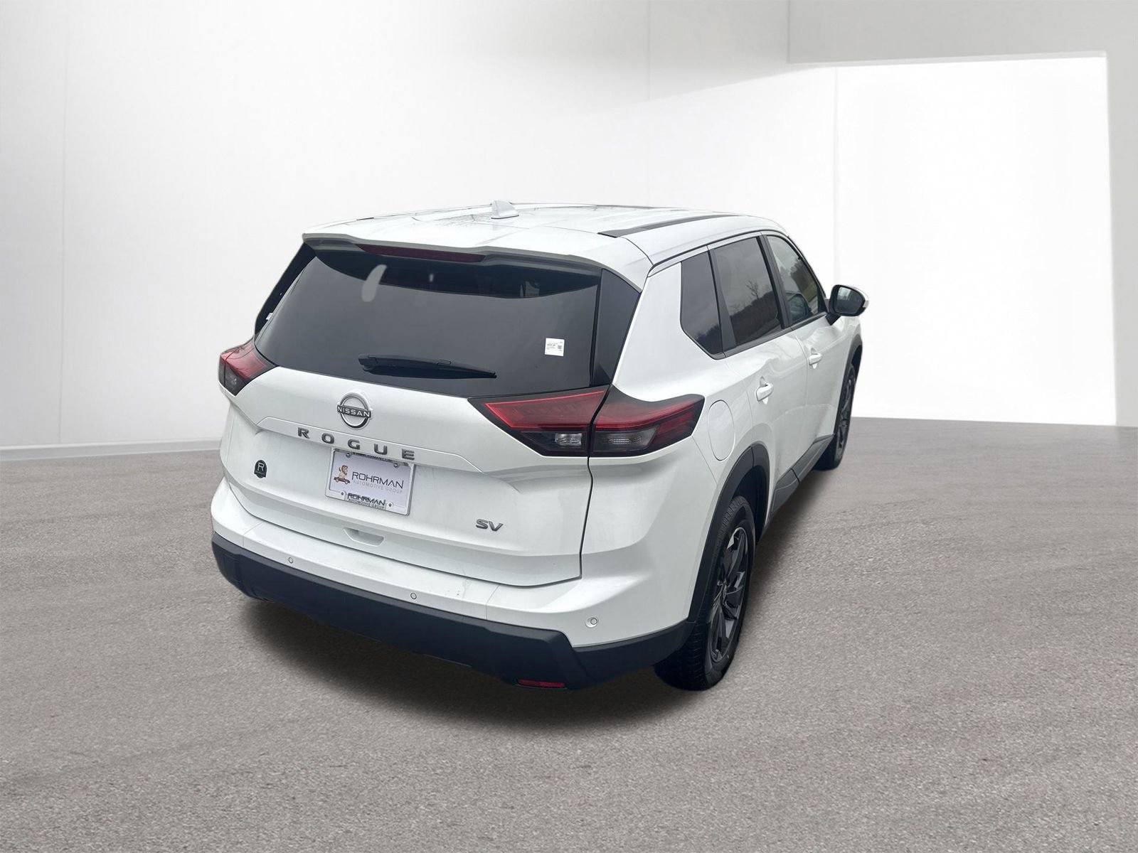 Used 2024 Nissan Rogue SV image 32