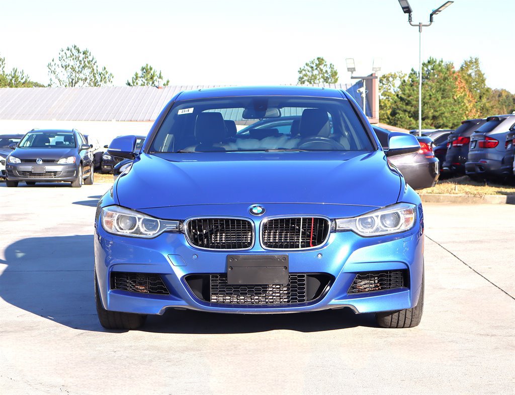 Used 2013 BMW 335i xDrive Sedan AWD/4WD image 2