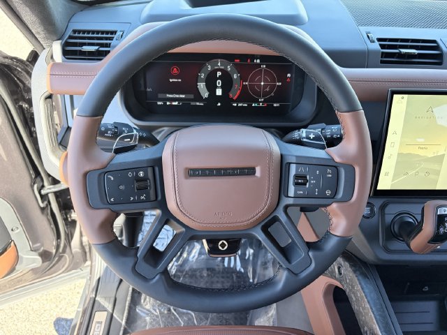 New 2026 Land Rover Defender 110 OCTA AWD/4WD image 7