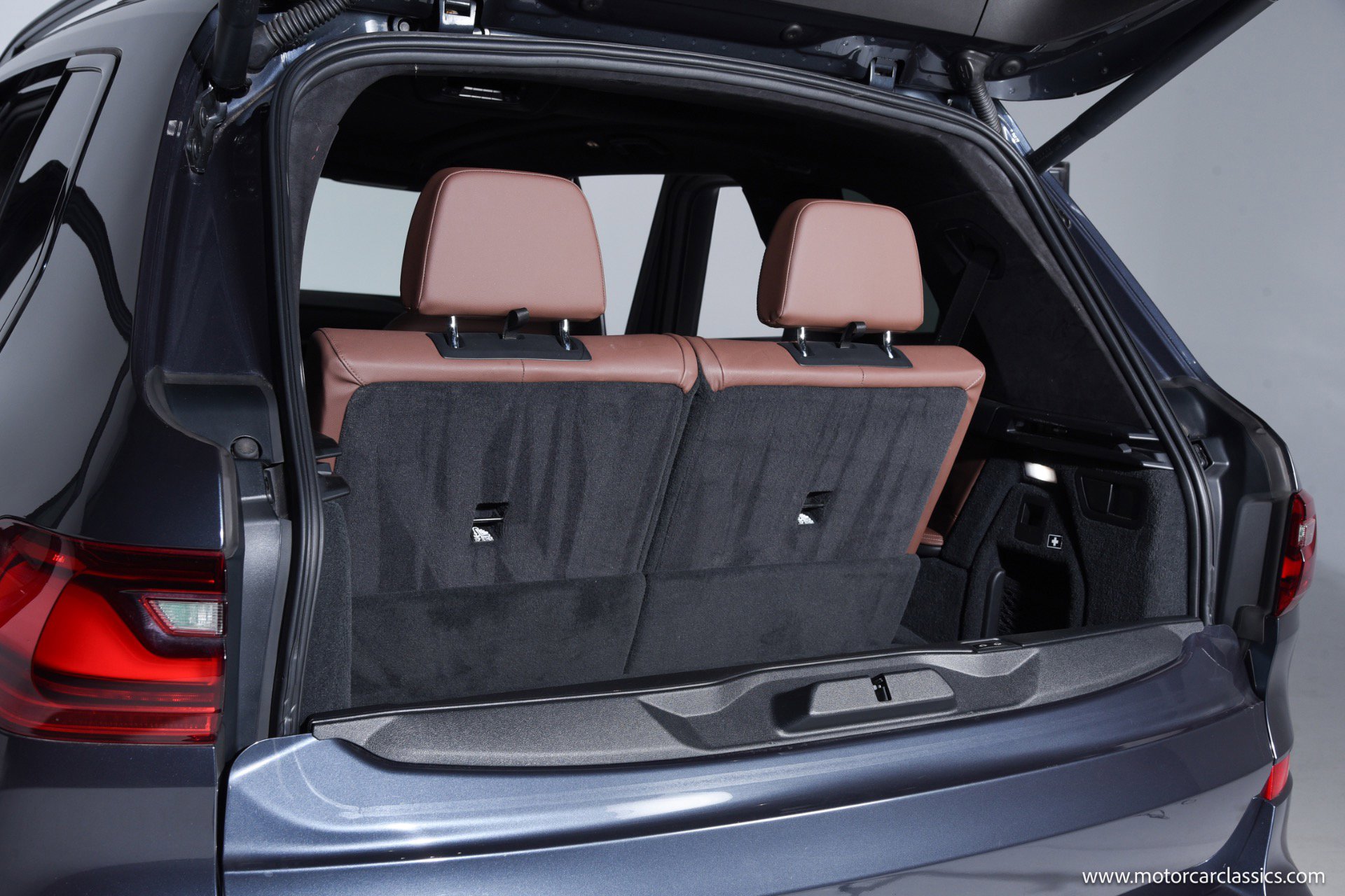 Used 2021 BMW X7 M50i image 34