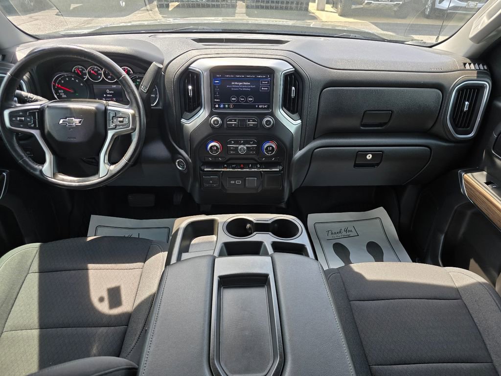 Used 2021 Chevrolet Silverado 1500 RST AWD/4WD image 3