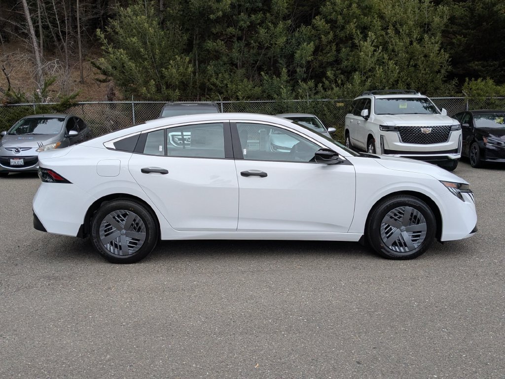 New 2027 Nissan Sentra S w/ Floor Mat Package FWD image 4