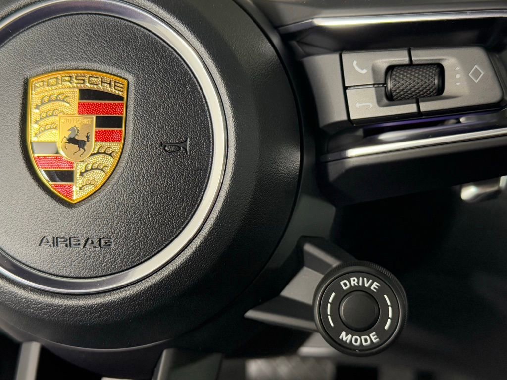 New 2026 Porsche Macan S image 37