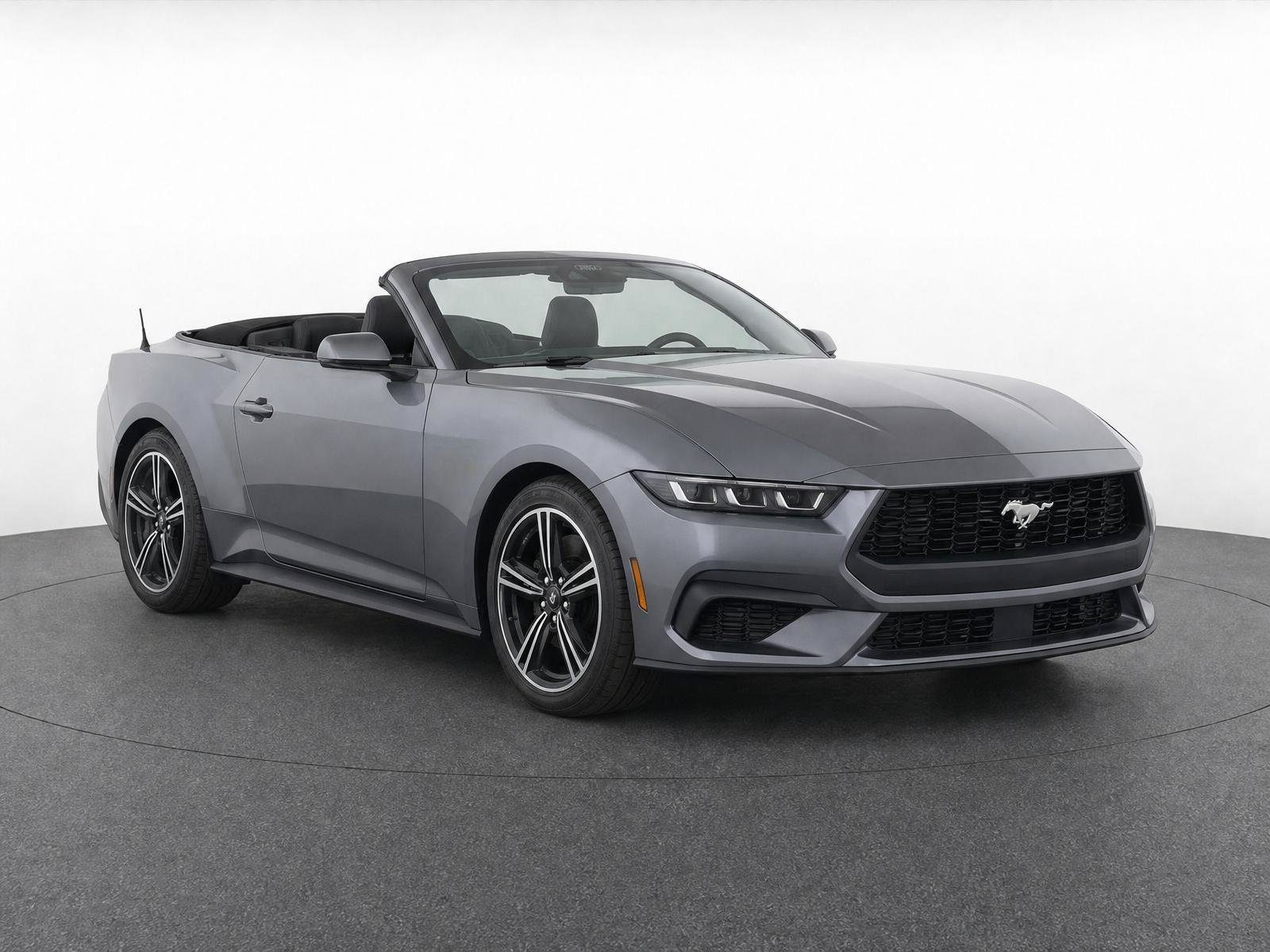 Used 2025 Ford Mustang Premium RWD image 2