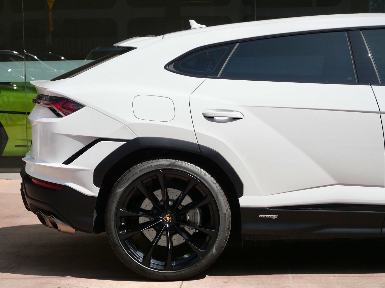 Used 2023 Lamborghini Urus S image 12