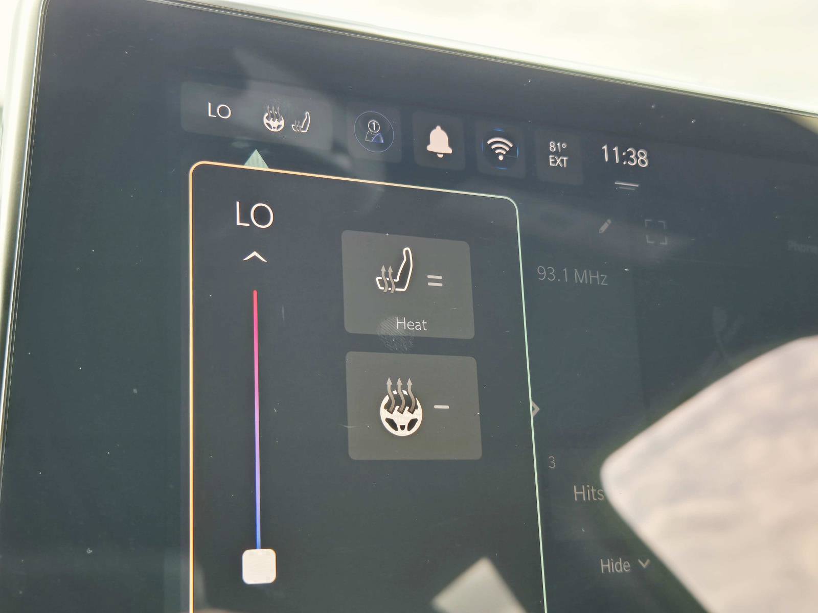 Used 2025 Jeep Compass Limited image 29