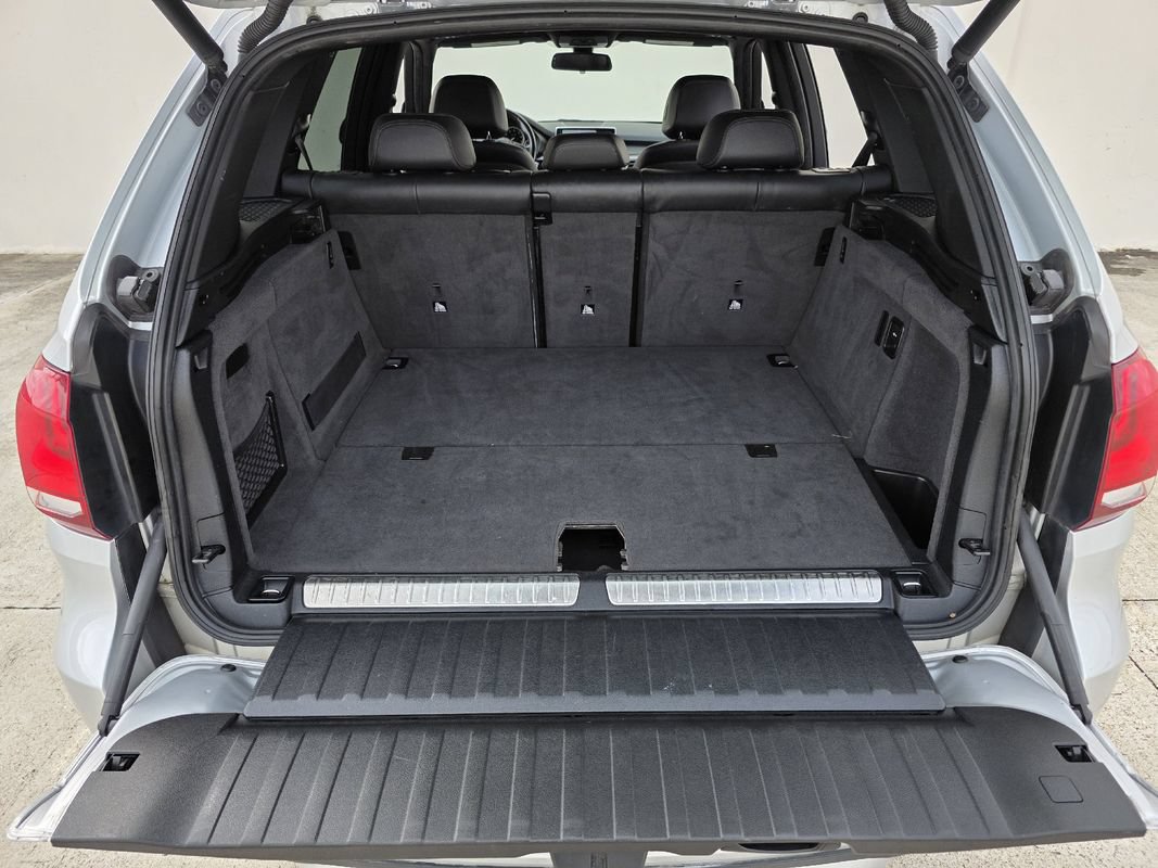 Used 2017 BMW X5 xDrive40e AWD/4WD image 33