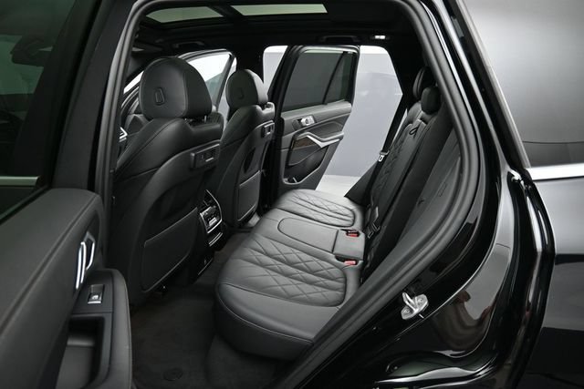 Used 2023 BMW X5 xDrive40i AWD/4WD image 9