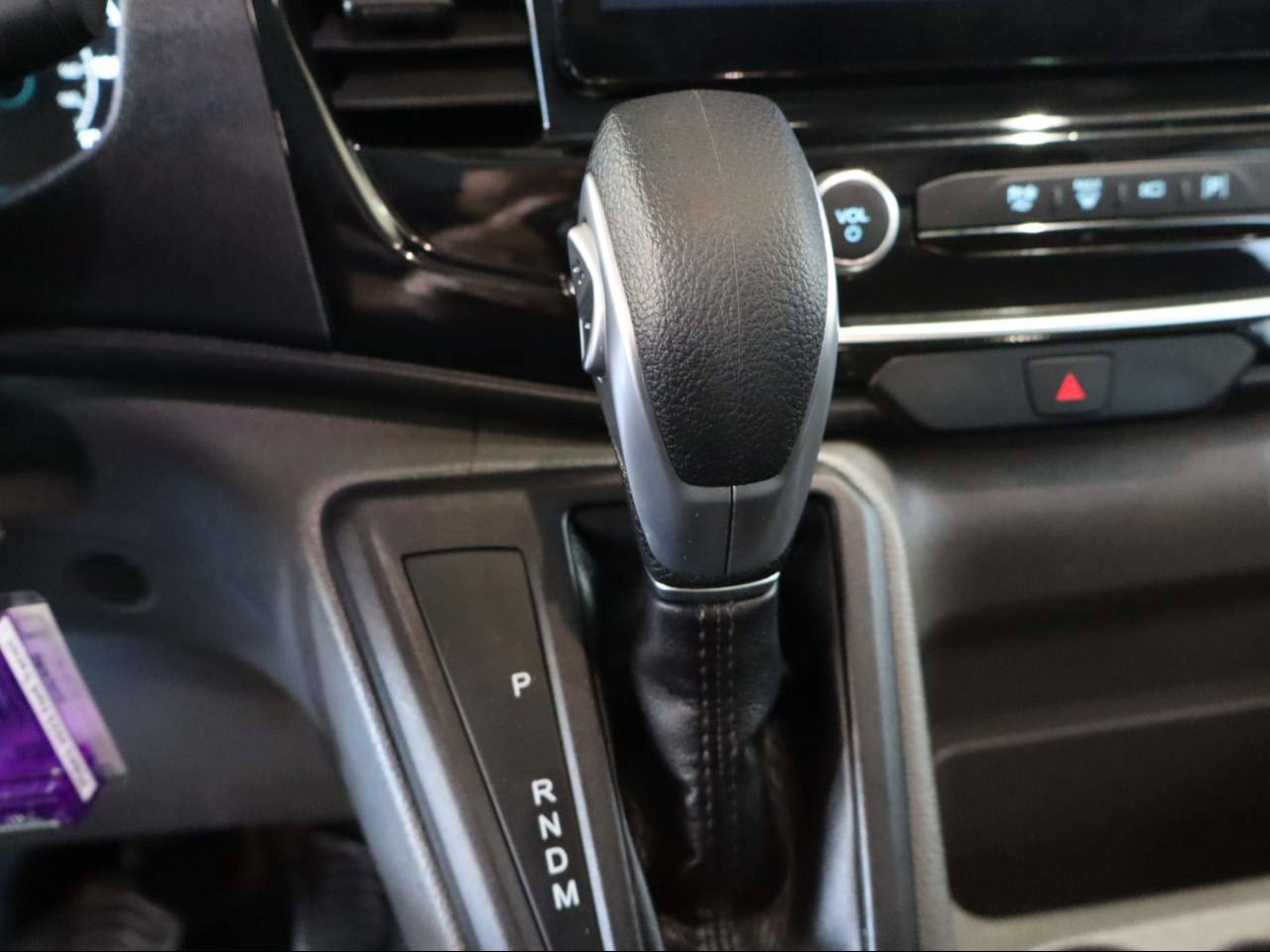 Used 2023 Ford Transit 350 XLT RWD image 9