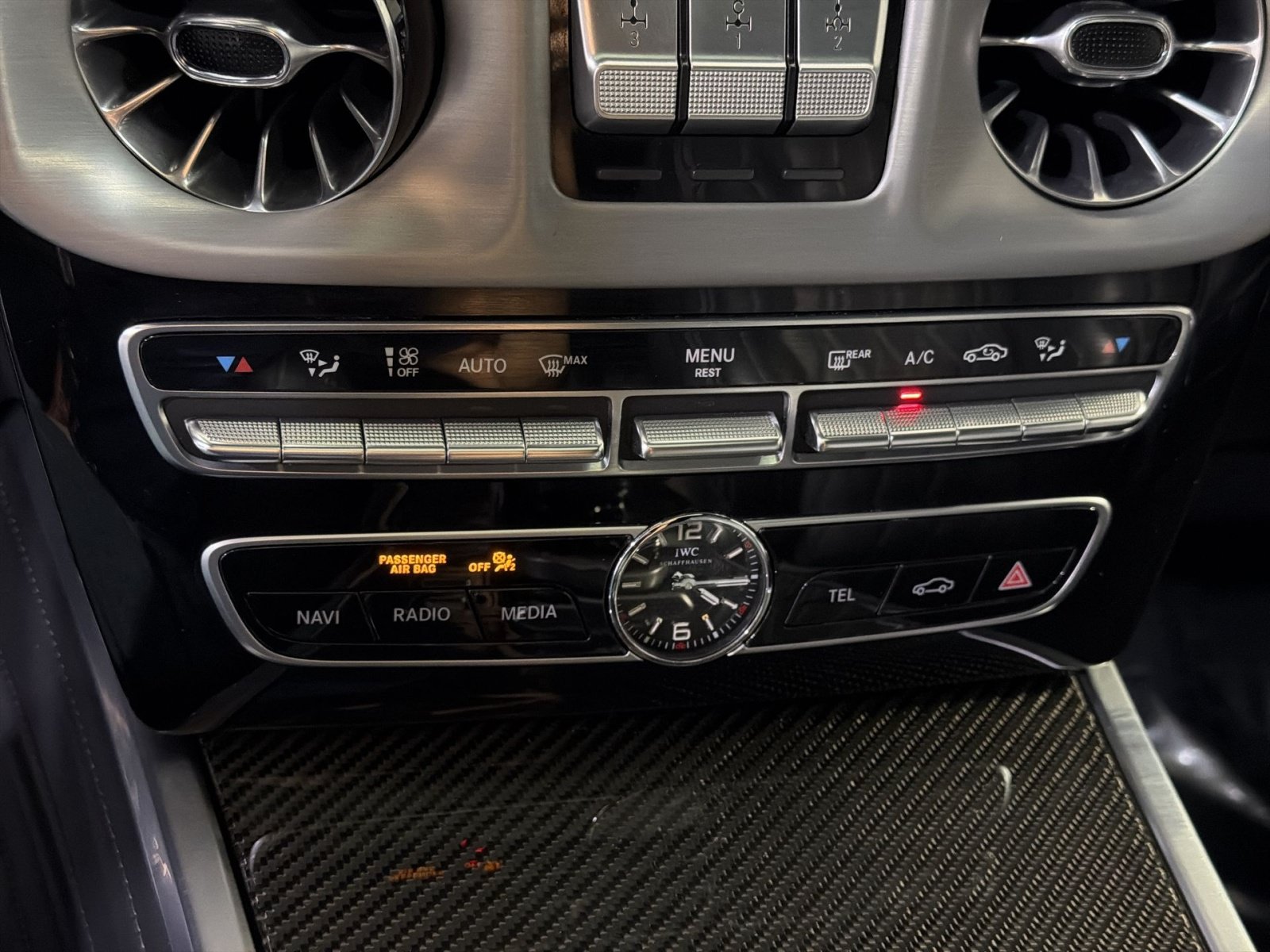 Certified 2022 Mercedes-Benz G 63 AMG 4MATIC image 21