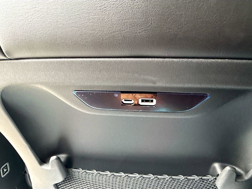 New 2026 Chrysler Pacifica Select FWD image 24