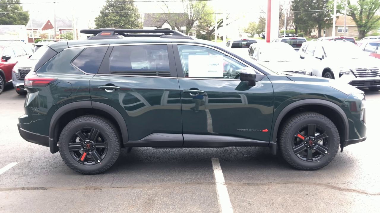 New 2026 Nissan Rogue SV AWD/4WD image 8