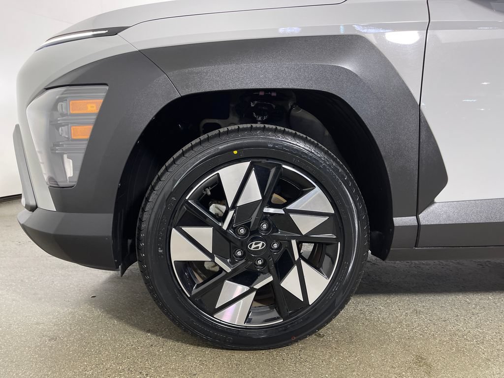 Certified 2024 Hyundai Kona SEL AWD/4WD image 11