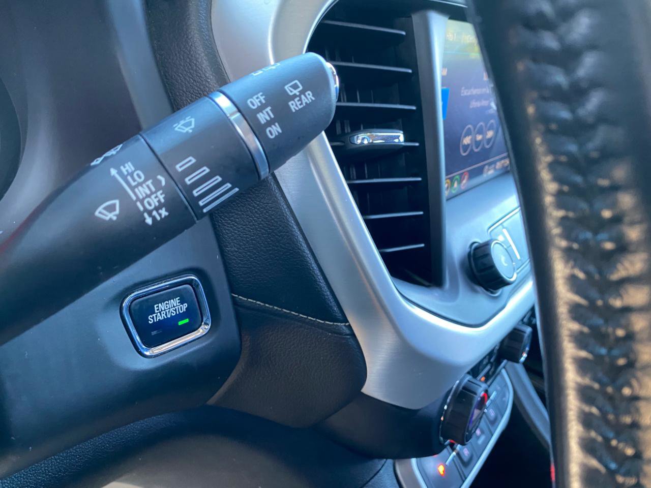 Used 2020 GMC Acadia SLT AWD/4WD image 66