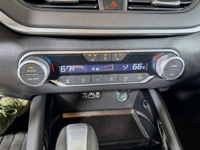 Used 2020 Nissan Altima 2.5 SV AWD/4WD image 13