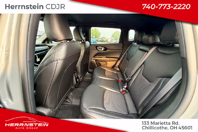 New 2026 Jeep Compass Latitude AWD/4WD image 23
