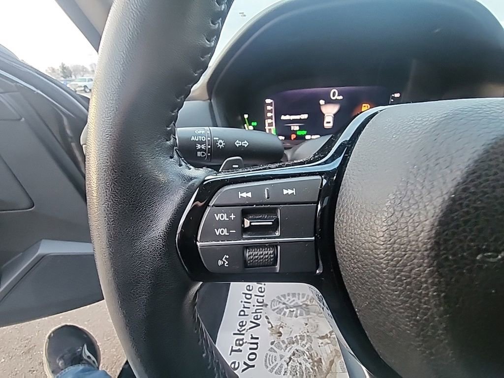 Used 2024 Honda Accord Touring image 18
