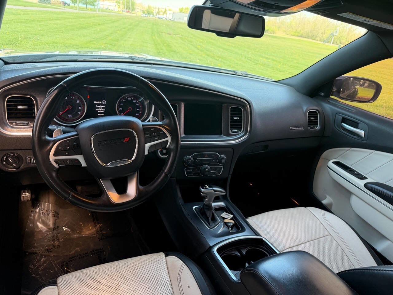 Used 2015 Dodge Charger R/T w/ Plus Group RWD image 11