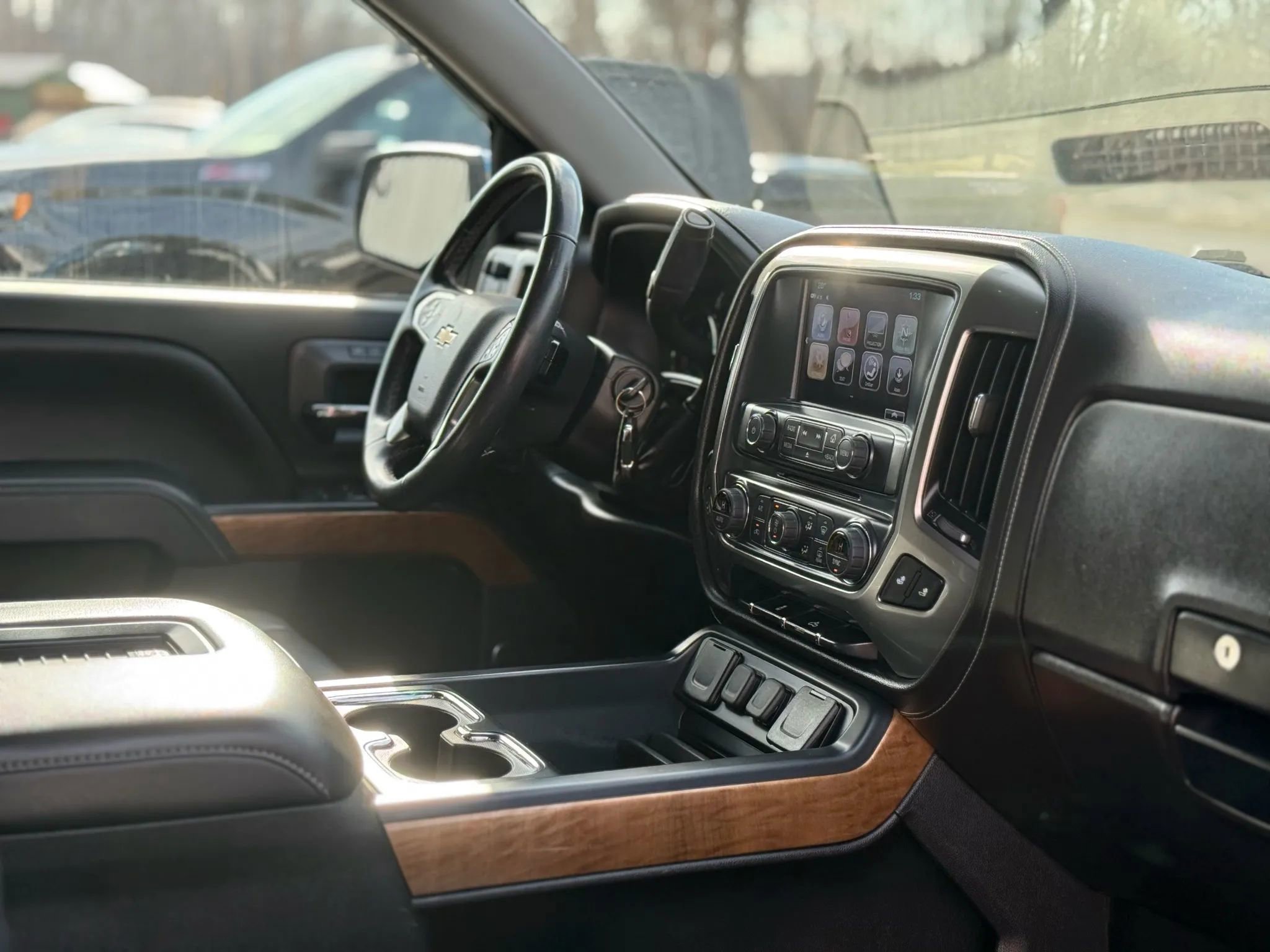 Used 2017 Chevrolet Silverado 1500 LTZ w/ Sport Package image 44