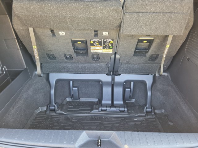 Certified 2025 Toyota Sienna XLE Woodland Edition AWD/4WD image 28