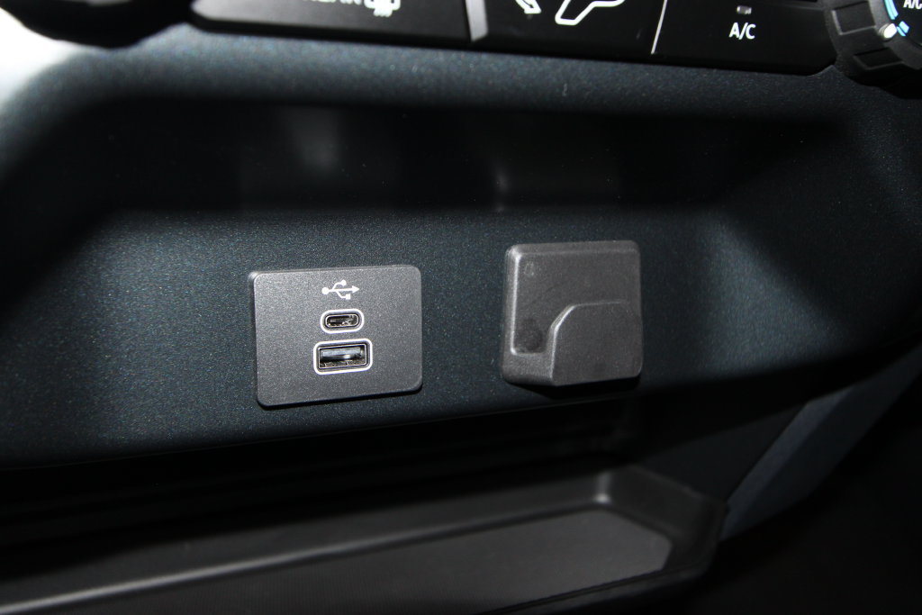 Used 2026 Ford F150 XL w/ Equipment Group 103A High RWD image 17