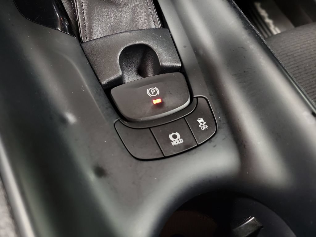 Used 2018 Toyota C-HR XLE FWD image 19