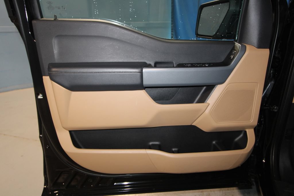 Used 2023 Ford F150 XLT AWD/4WD image 5
