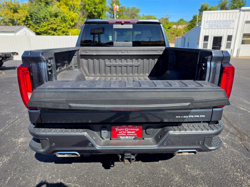 Used 2019 GMC Sierra 1500 Denali w/ Denali Ultimate Package AWD/4WD image 9