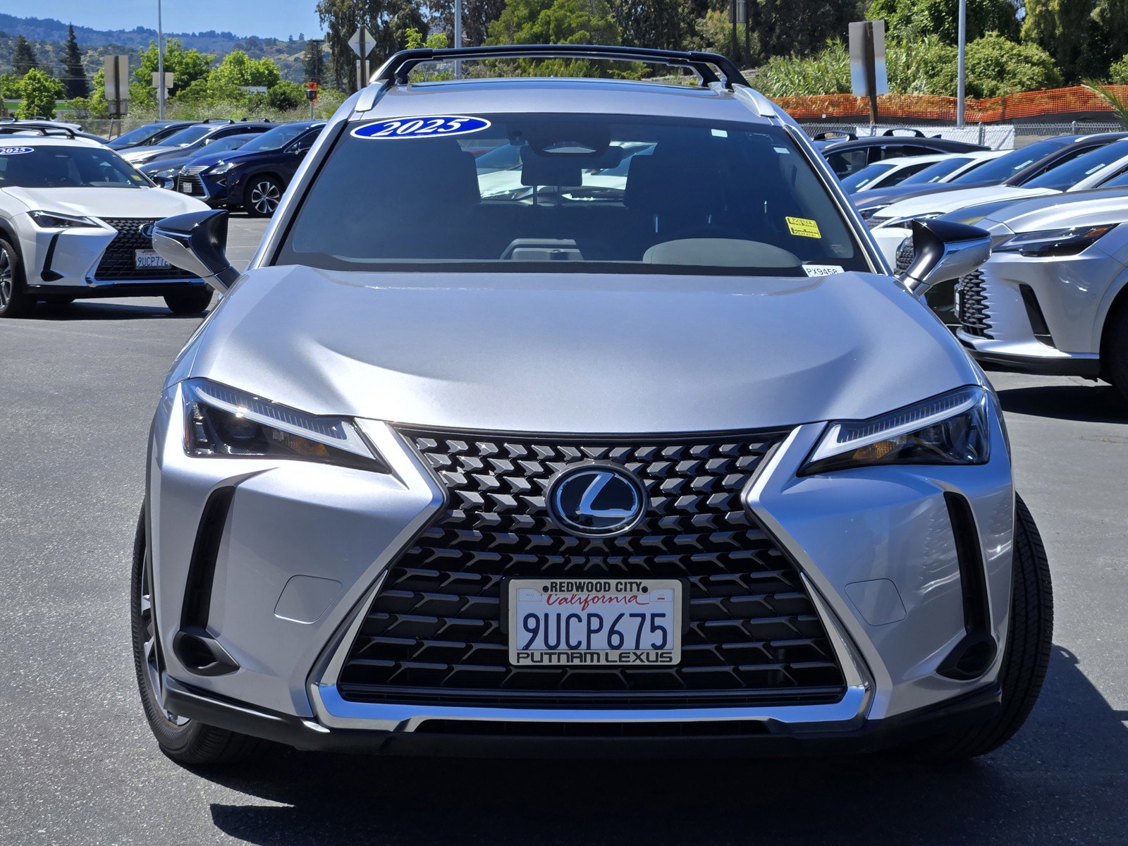Used 2025 Lexus UX 300h FWD w/ Accessory Package (Z2) image 2