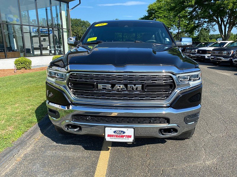 Used 2019 RAM 1500 Limited AWD/4WD image 2
