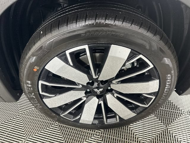 New 2026 Mitsubishi Outlander SE FWD image 13
