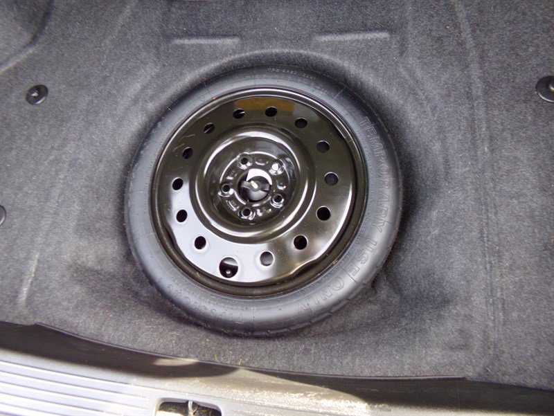 Used 2003 Cadillac De Ville Sedan w/ Comfort & Convenience Package image 62