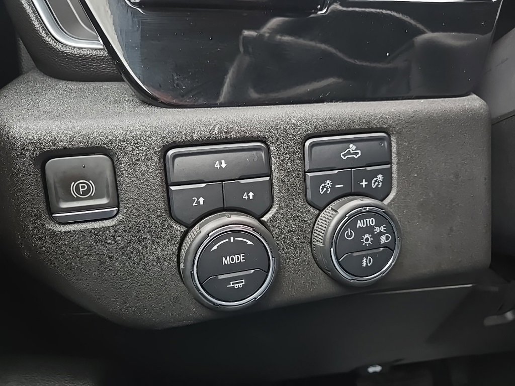 Used 2024 Chevrolet Silverado 2500 LT image 56