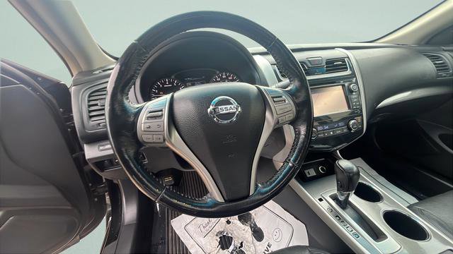 Used 2013 Nissan Altima 2.5 SL w/ Technology Pkg image 13