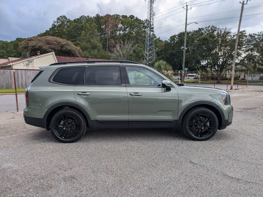 Used 2025 Kia Telluride SX X-Line AWD/4WD image 3