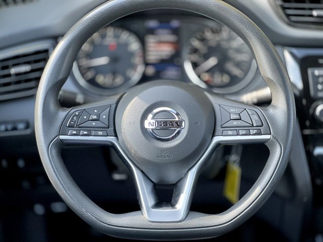 Used 2021 Nissan Rogue Sport S image 34