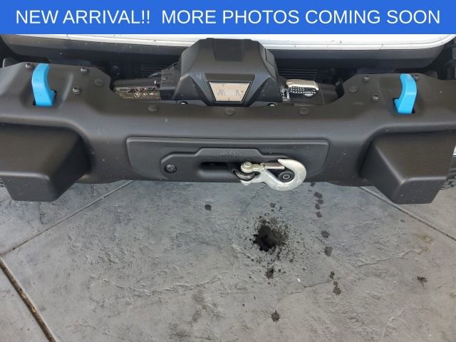 Used 2024 Jeep Wrangler Unlimited Rubicon 4xe w/ Capability Package image 10