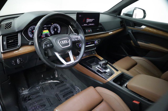 Used 2022 Audi Q5 e Premium Plus image 9